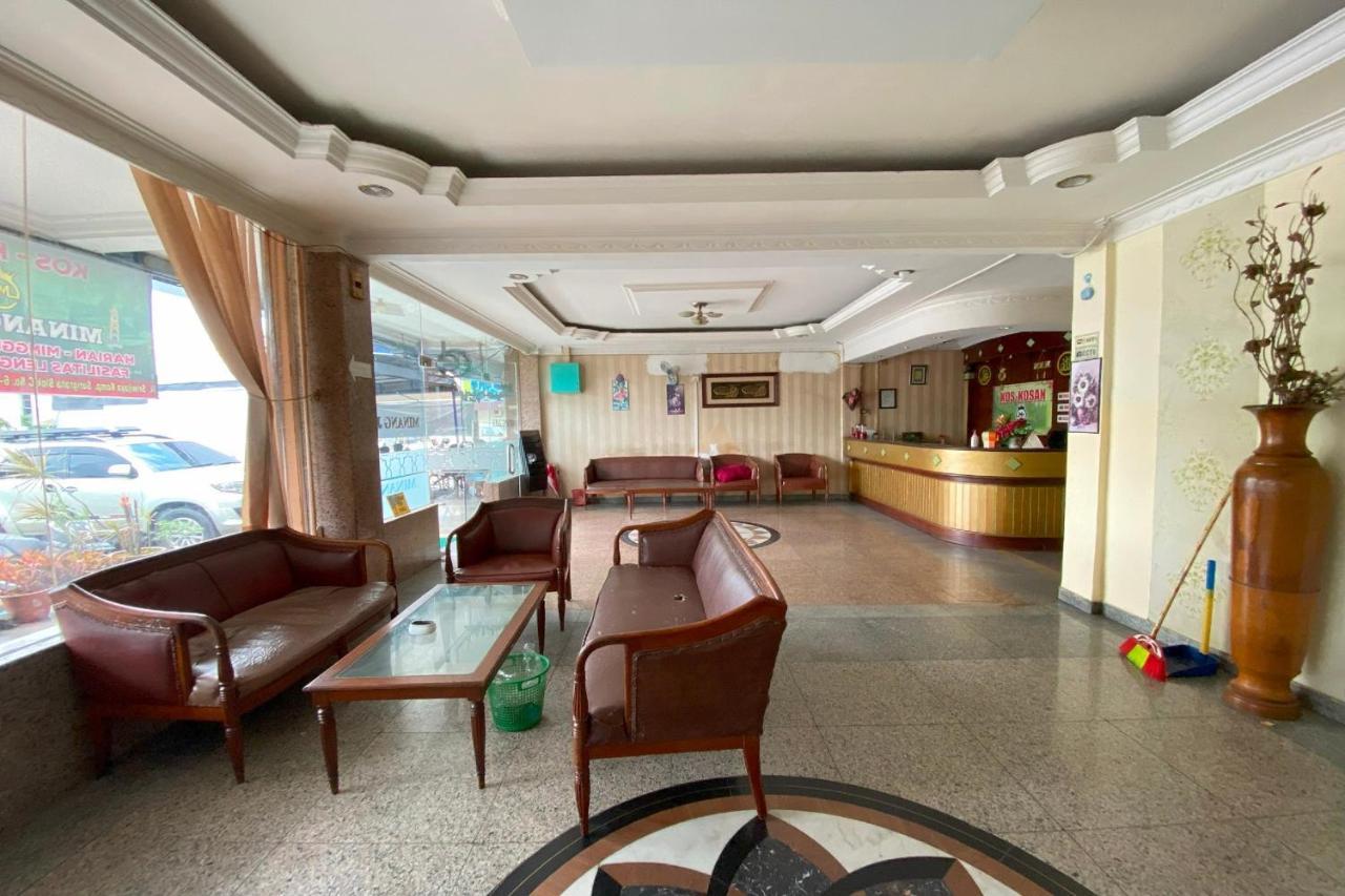 Oyo 92702 Minang Jaya Hotel Nagoya Exterior photo